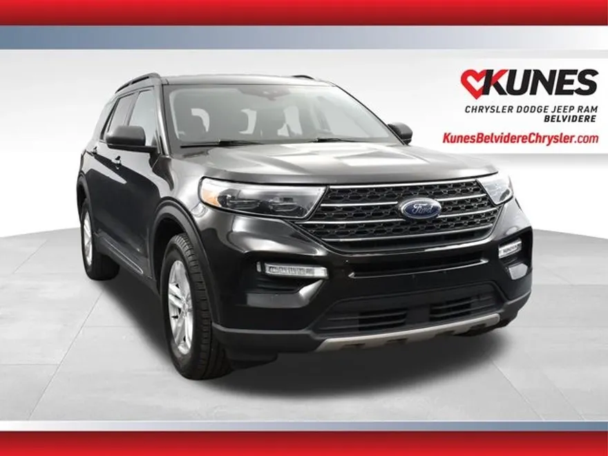 2022 Ford Explorer XLT photo 1