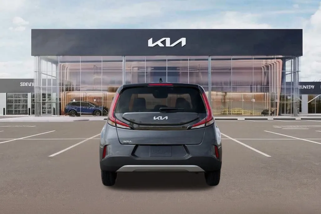 2025 Kia Soul LX photo 1