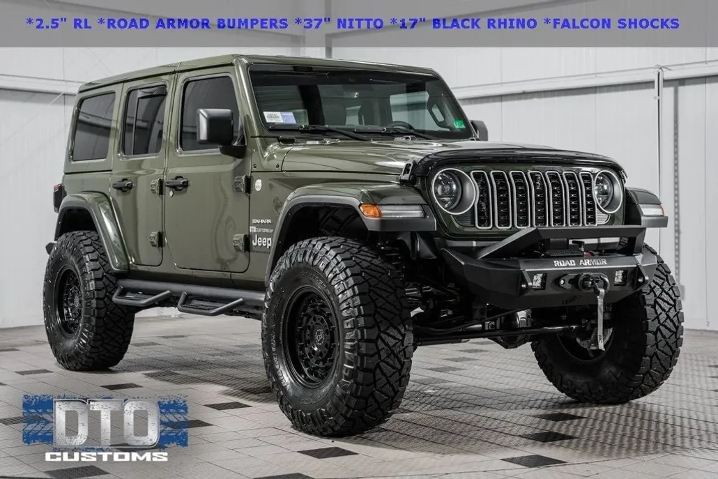 2024 Jeep Wrangler Sahara photo 1