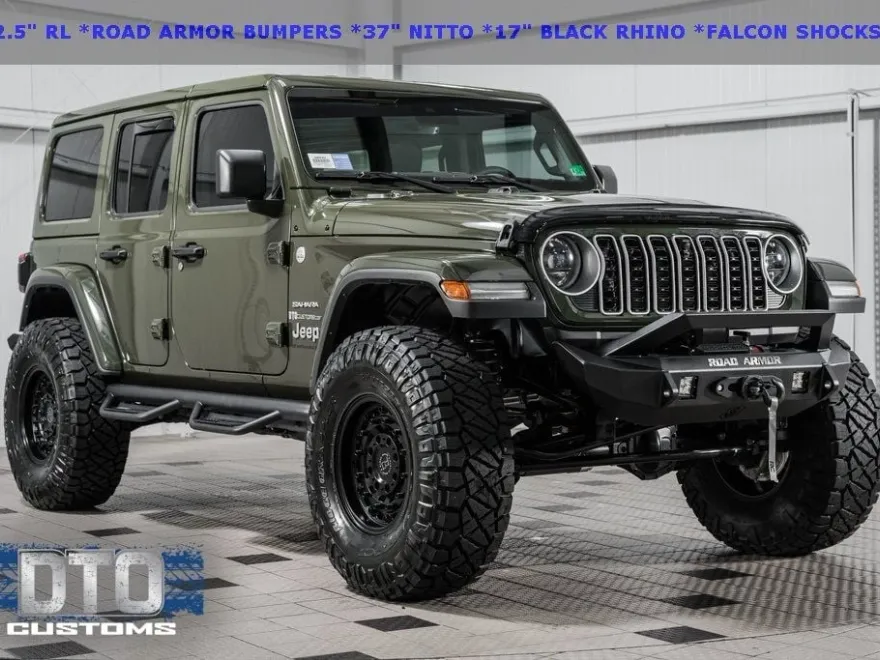 2024 Jeep Wrangler Sahara photo 1