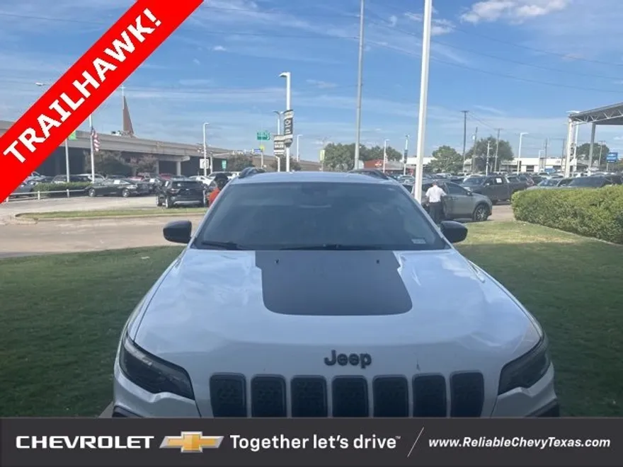 2022 Jeep Cherokee Trailhawk photo 1