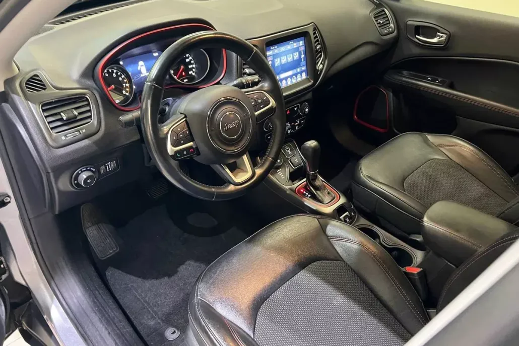 2018 Jeep Compass Trailhawk photo 1