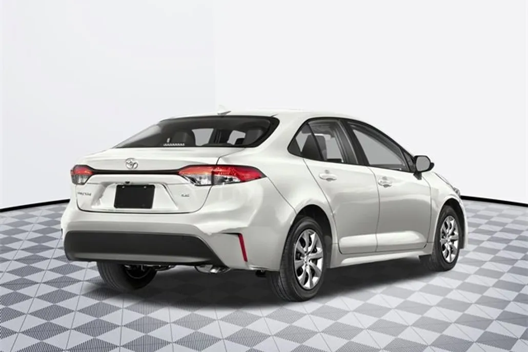 2026 Toyota Corolla LE photo 1