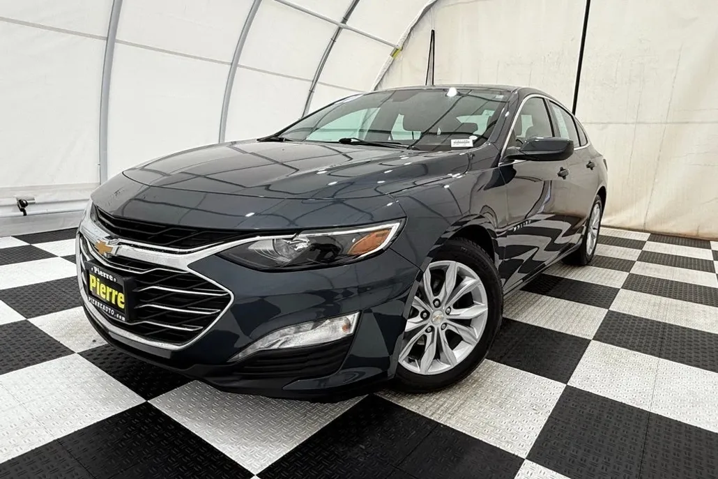 2020 Chevrolet Malibu 1LT photo 1