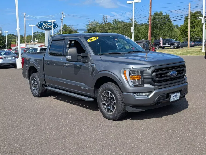 2022 Ford F-150 XLT photo 1