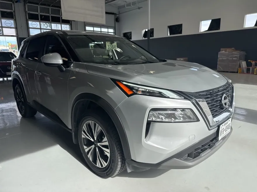 2023 Nissan Rogue SV photo 1