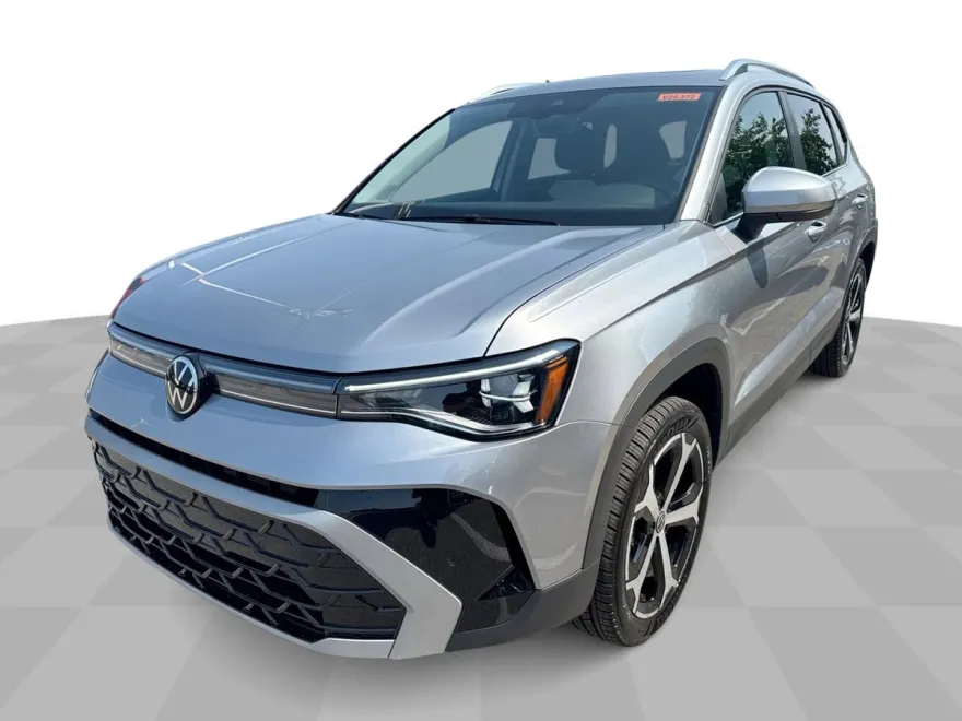 2025 Volkswagen Taos SEL photo 1