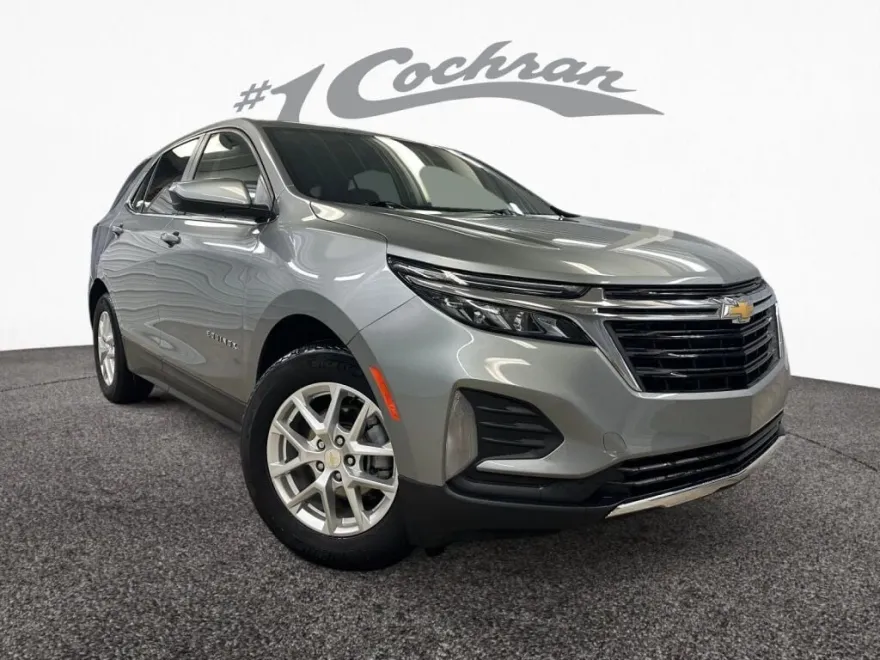 2023 Chevrolet Equinox LT photo 1