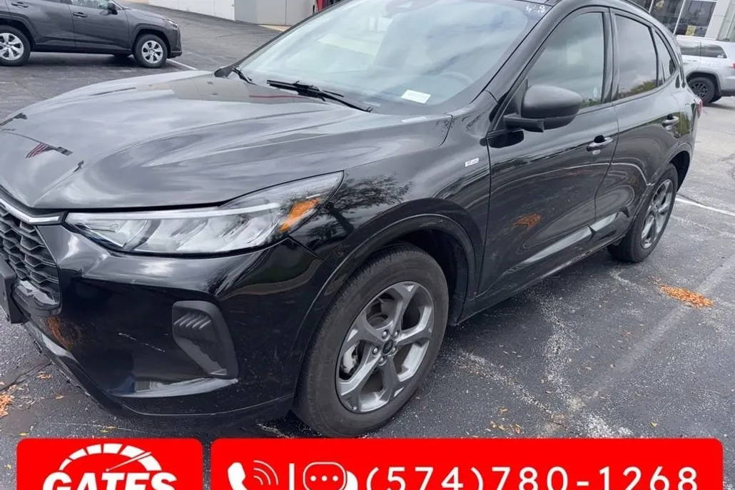 2024 Ford Escape ST-Line Sport photo 1