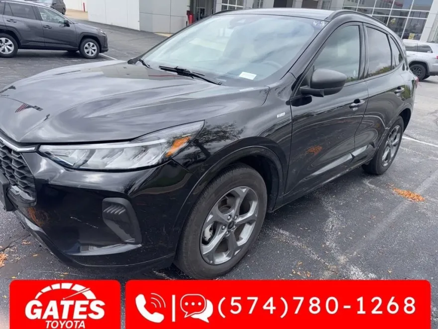 2024 Ford Escape ST-Line Sport photo 1
