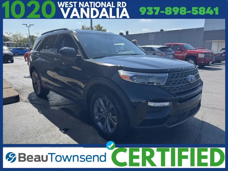 2022 Ford Explorer XLT photo 1