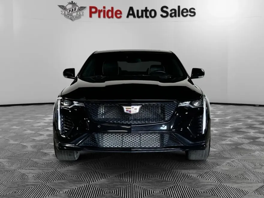 2020 Cadillac CT4 photo 1