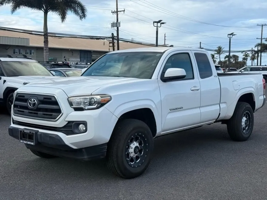 2016 Toyota Tacoma SR photo 1