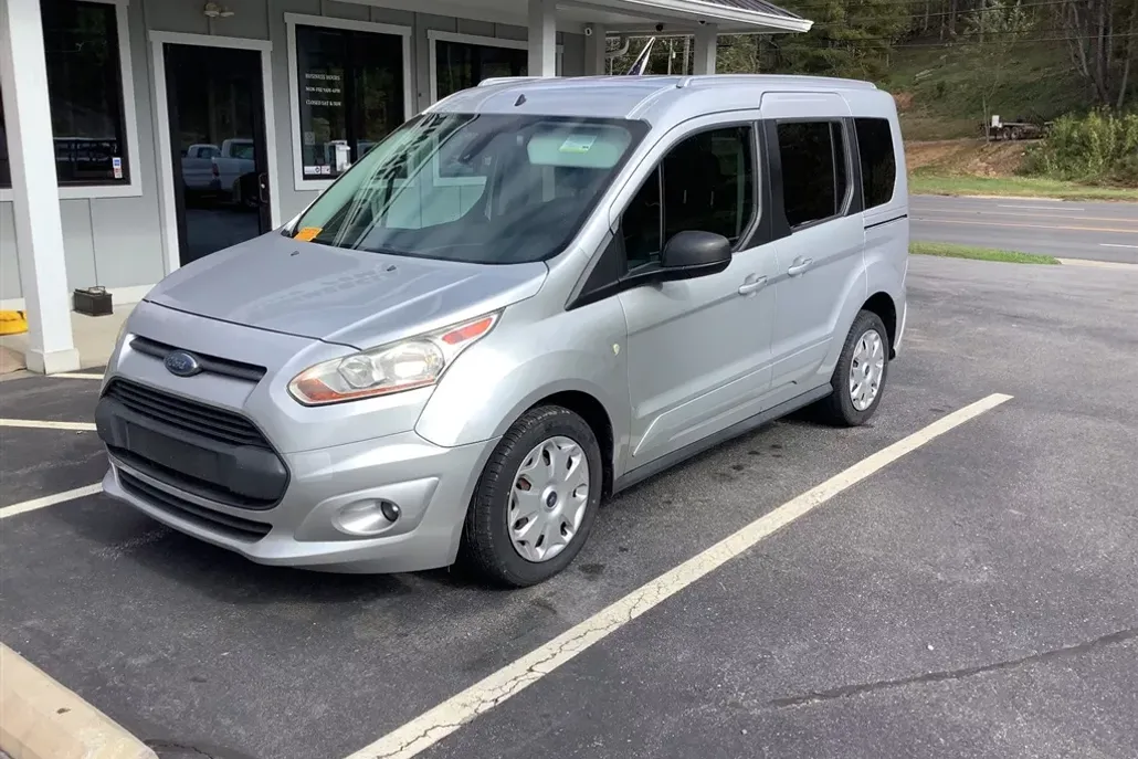 2017 Ford Transit Passenger photo 1