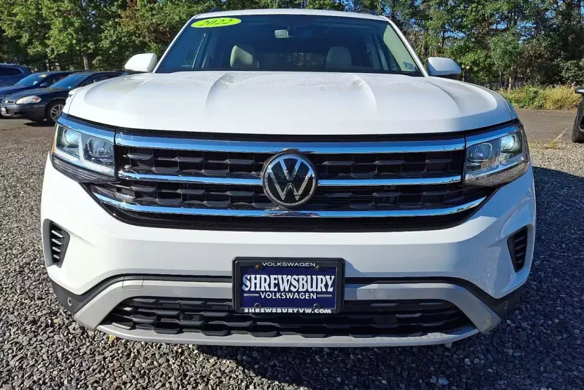 2022 Volkswagen Atlas V6 SE Technology photo 1