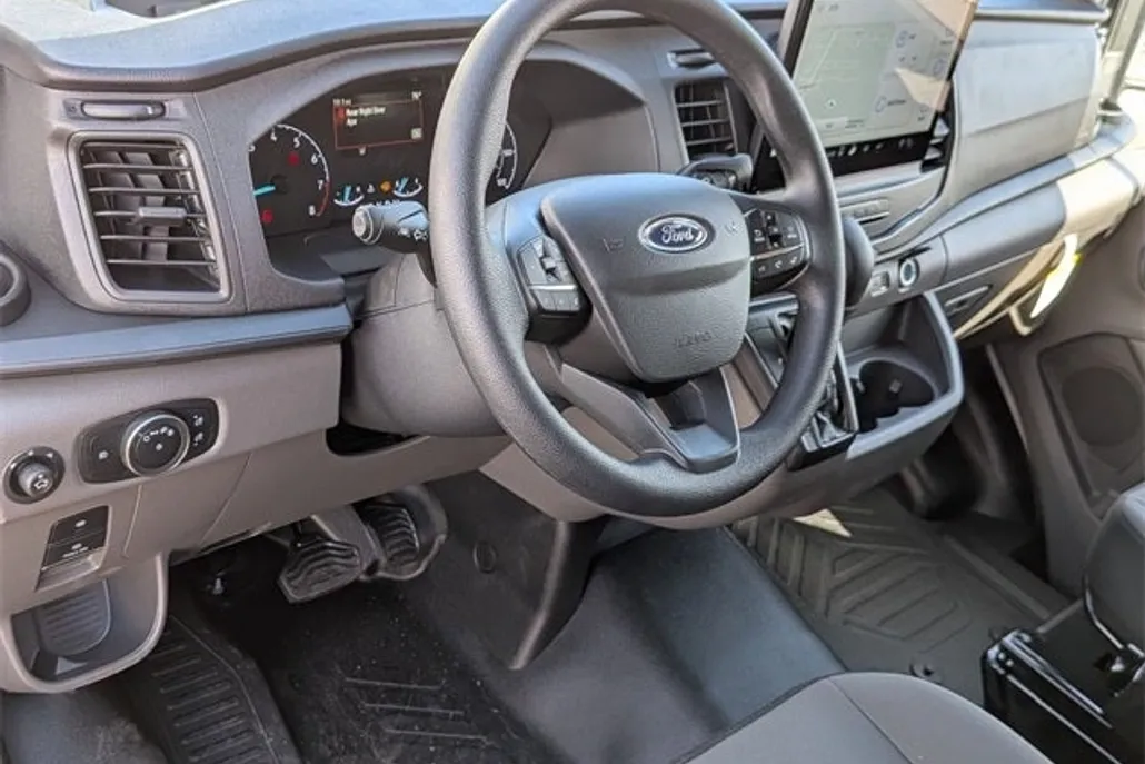 2025 Ford Transit photo 1