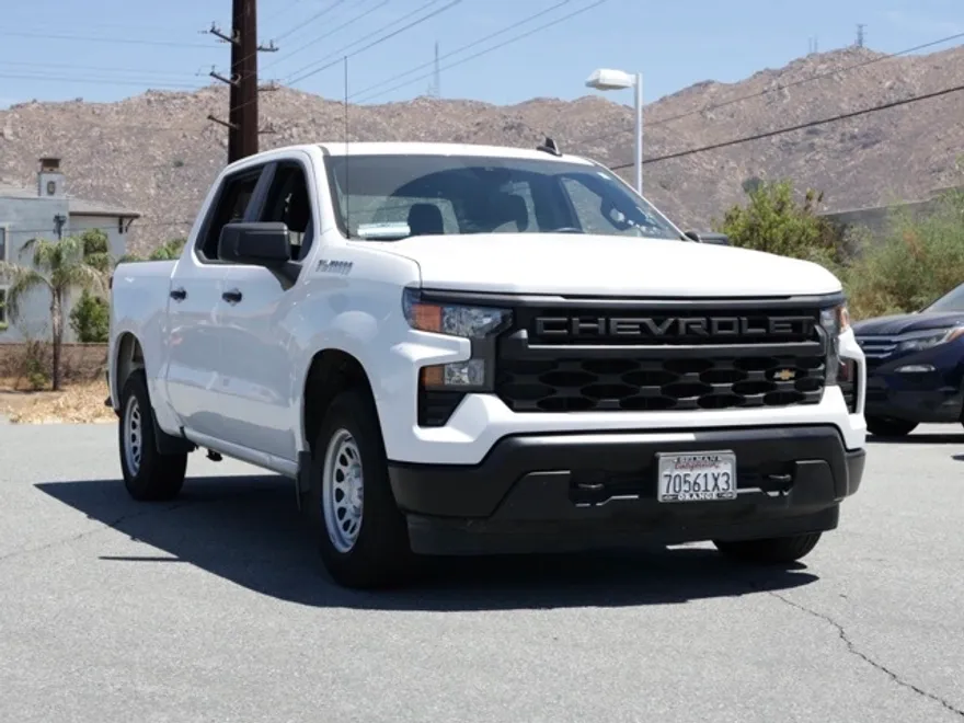2024 Chevrolet Silverado 1500 photo 1