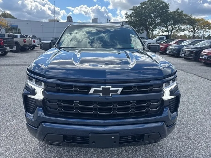 2023 Chevrolet Silverado 1500 RST photo 1