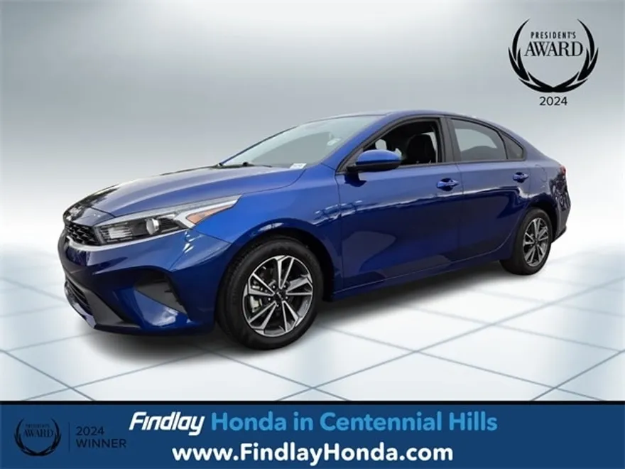 2024 Kia Forte LXS photo 1