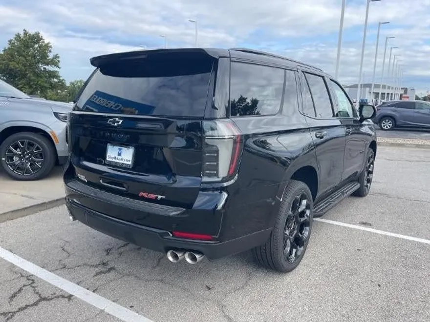 2025 Chevrolet Tahoe RST photo 1