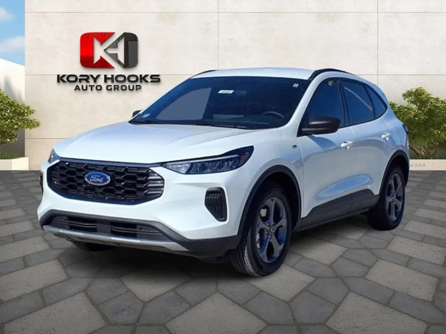 2025 Ford Escape ST-Line photo 1