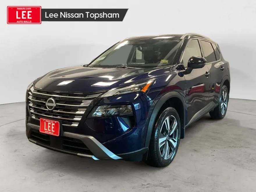 2025 Nissan Rogue SL photo 1