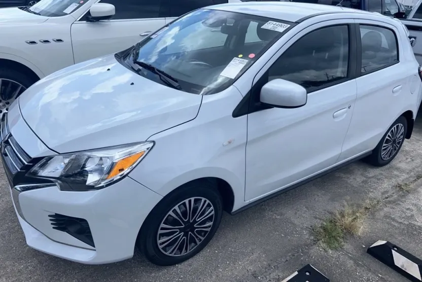 2022 Mitsubishi Mirage ES photo 1