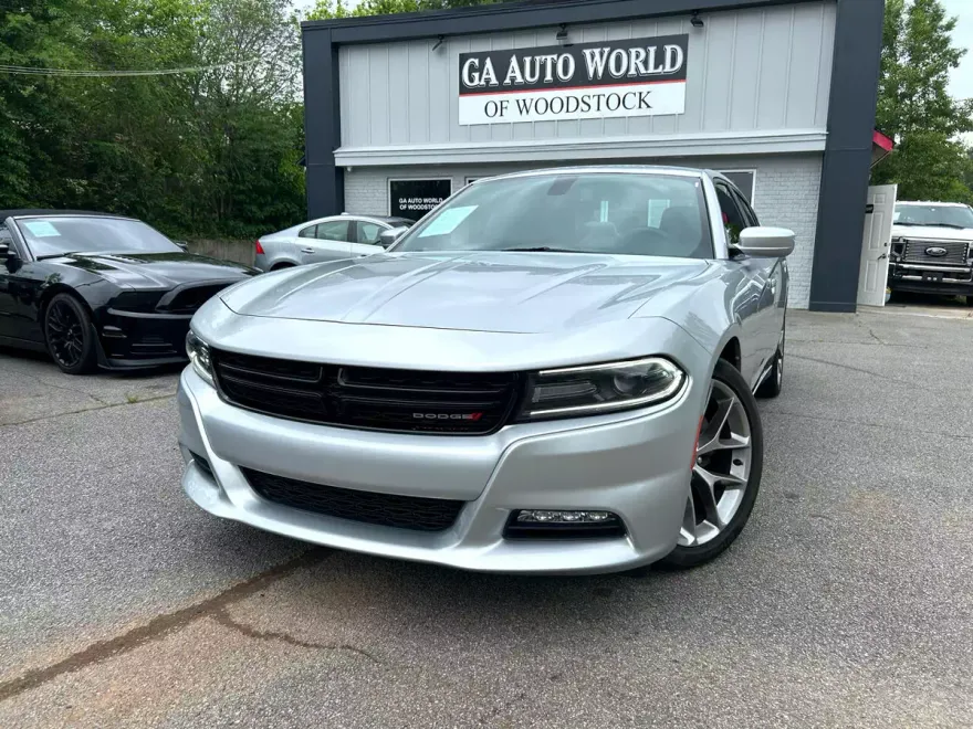 2020 Dodge Charger SXT Plus photo 1