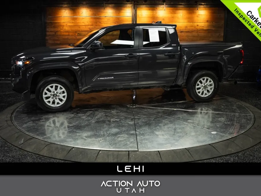 2024 Toyota Tacoma SR5 4x4 photo 1