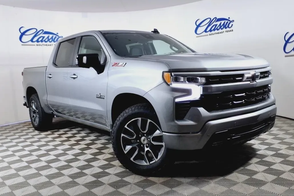 2025 Chevrolet Silverado 1500 RST photo 1
