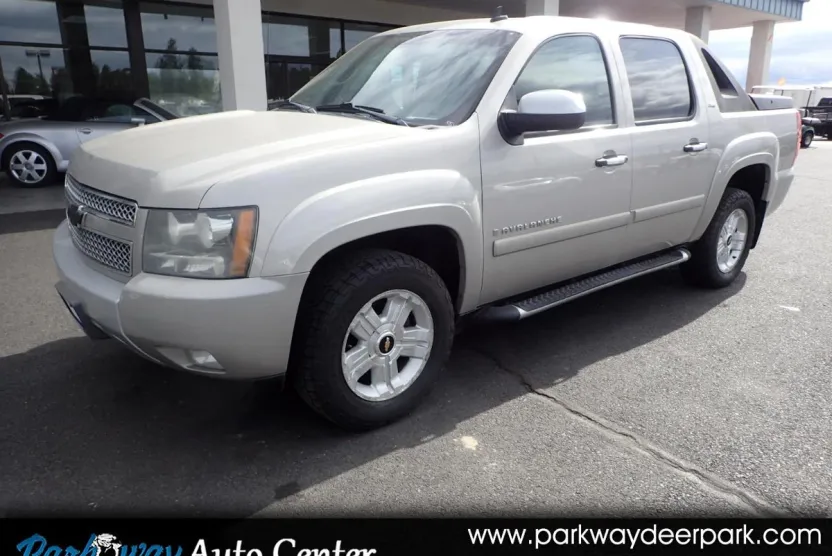 2008 Chevrolet Avalanche photo 1