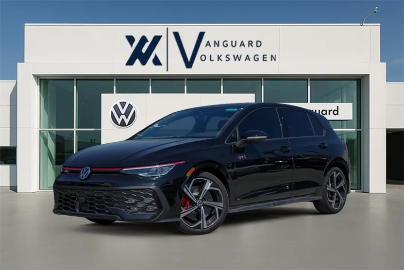 2025 Volkswagen Golf GTI SE photo 1