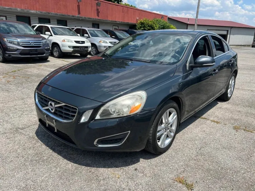 2013 Volvo S60 T5 photo 1