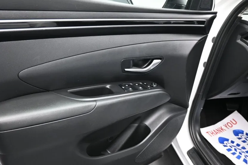2024 Hyundai Tucson SEL photo 1