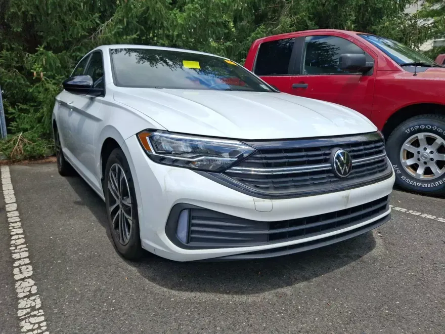 2024 Volkswagen Jetta 1.5T Sport photo 1
