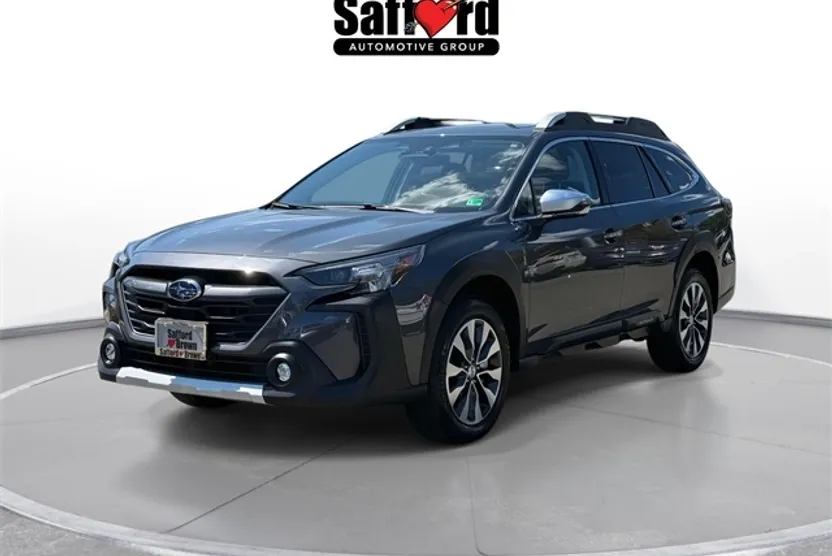 2025 Subaru Outback Touring XT photo 1