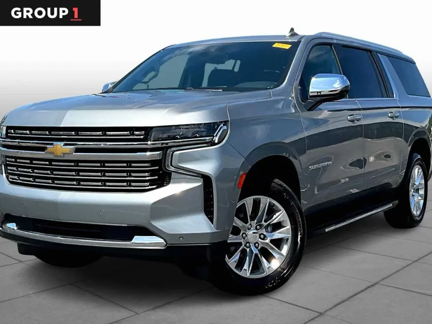 2024 Chevrolet Suburban Premier photo 1