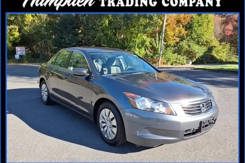 2010 Honda Accord LX photo 1