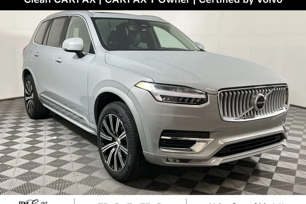 2025 Volvo XC90 B5 Core photo 1