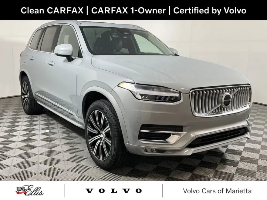 2025 Volvo XC90 B5 Core photo 1