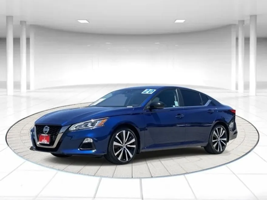 2020 Nissan Altima 2.5 SR photo 1