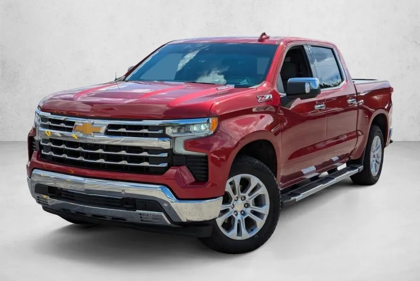 2023 Chevrolet Silverado 1500 LTZ photo 1