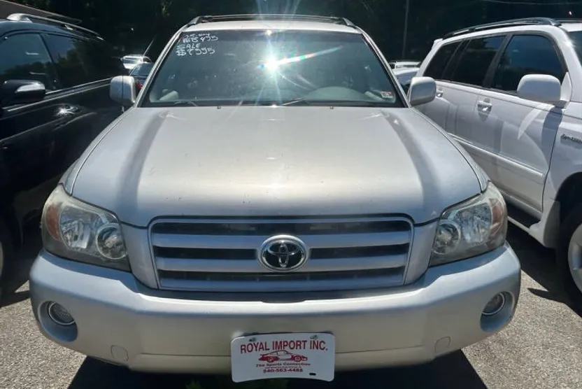 2005 Toyota Highlander photo 1
