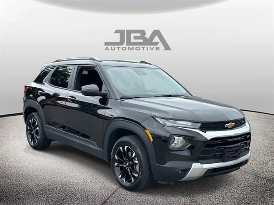 2023 Chevrolet Trailblazer LT photo 1