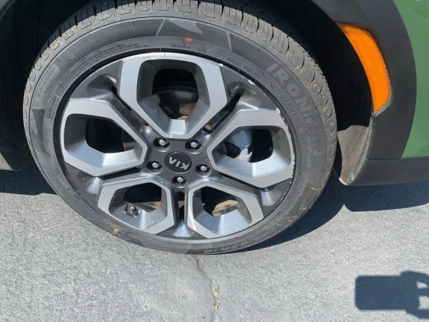 2020 Kia Soul X-Line photo 1