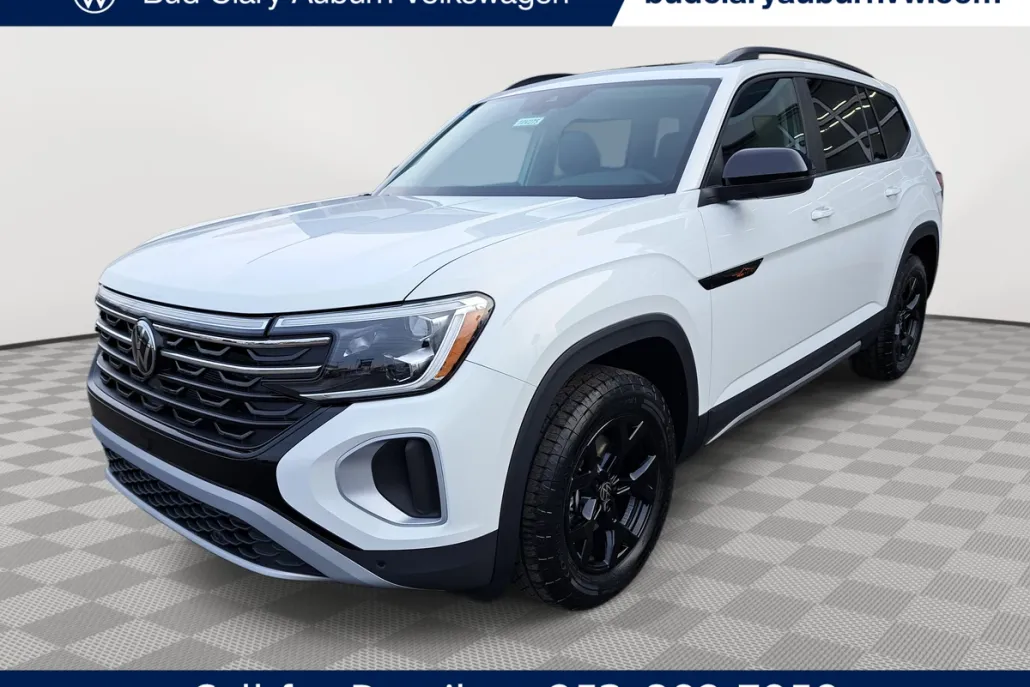 2025 Volkswagen Atlas Peak Edition SE photo 1