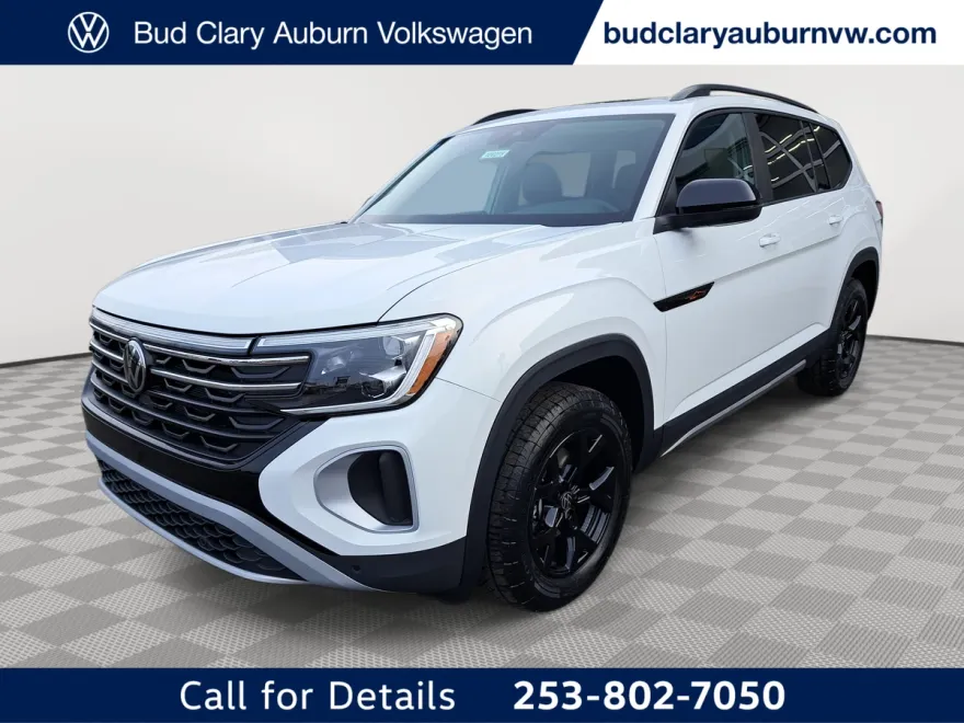 2025 Volkswagen Atlas Peak Edition SE photo 1