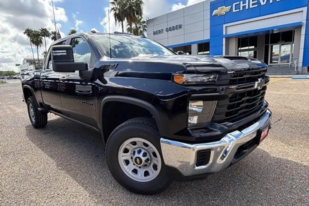 2026 Chevrolet Silverado 2500HD photo 1