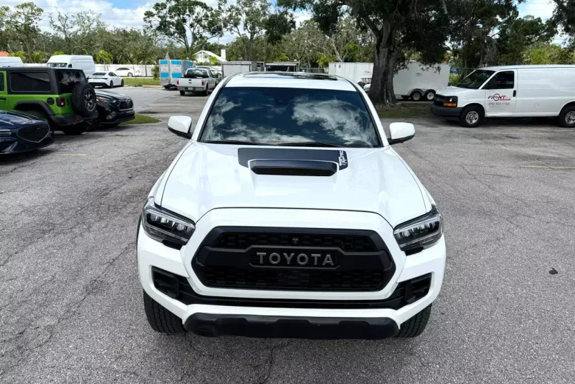 2022 Toyota Tacoma TRD Pro Double Cab 4x4 V6 photo 1