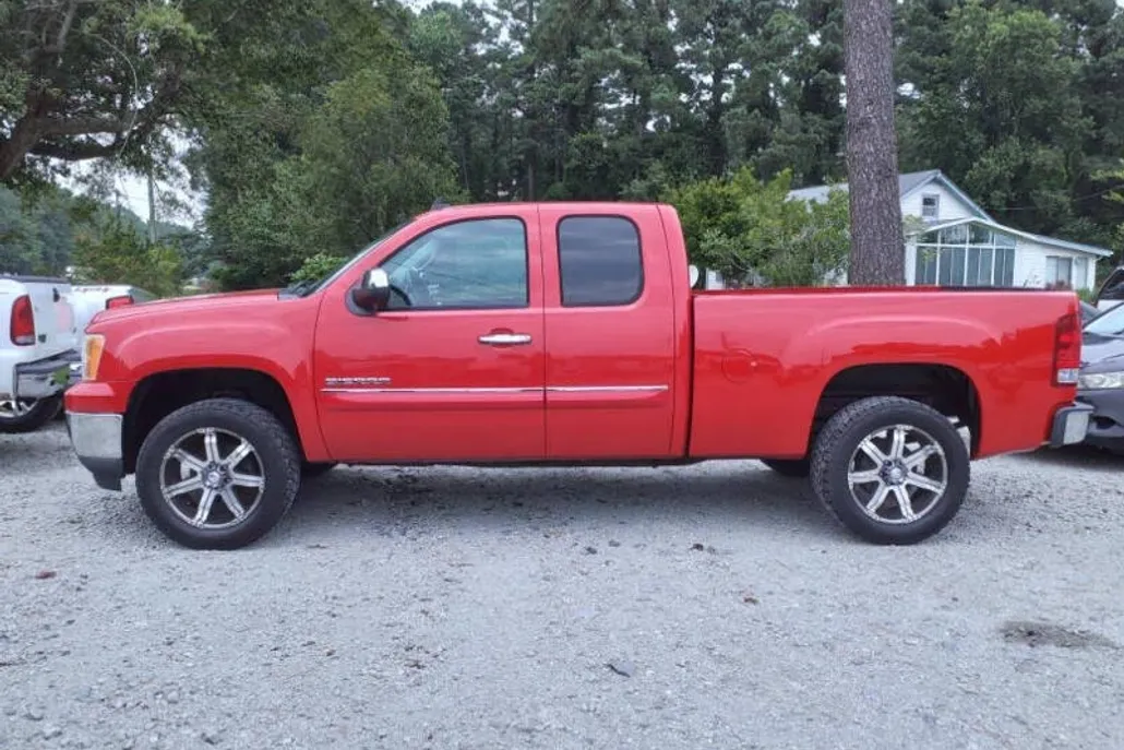 2013 Gmc Sierra 1500 SLE photo 1